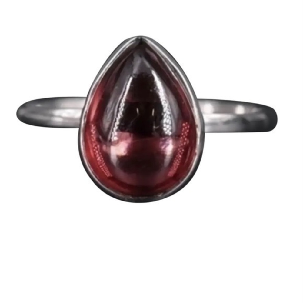 - 14k solid white gold red garnet ring